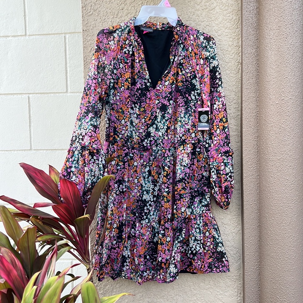 Vince Camuto Dress three tier mini dressy long sleeve pullover boho peasant.